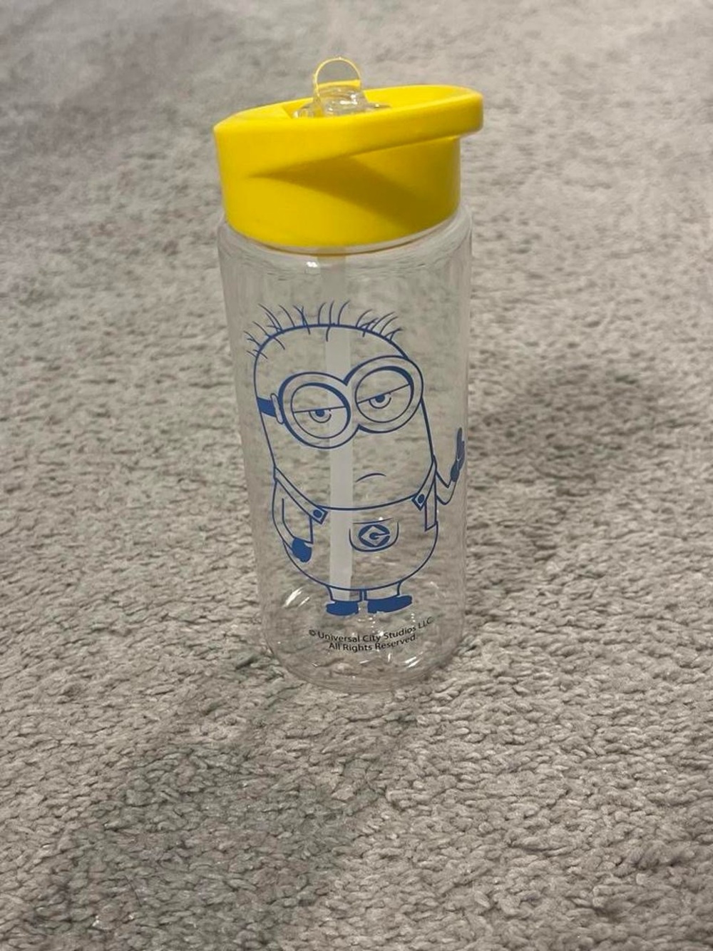 UNUSED Universal Yellow-Top Minion Kids Bottle